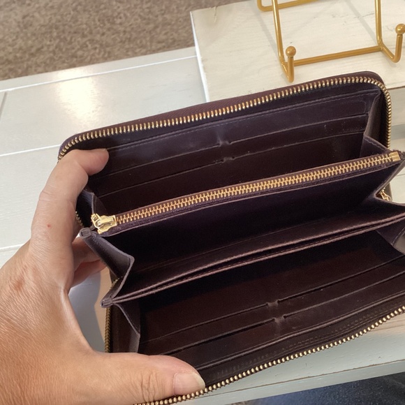 Louis Vuitton Vernis Black Zippy Zipper Wallet - Picture 5 of 5
